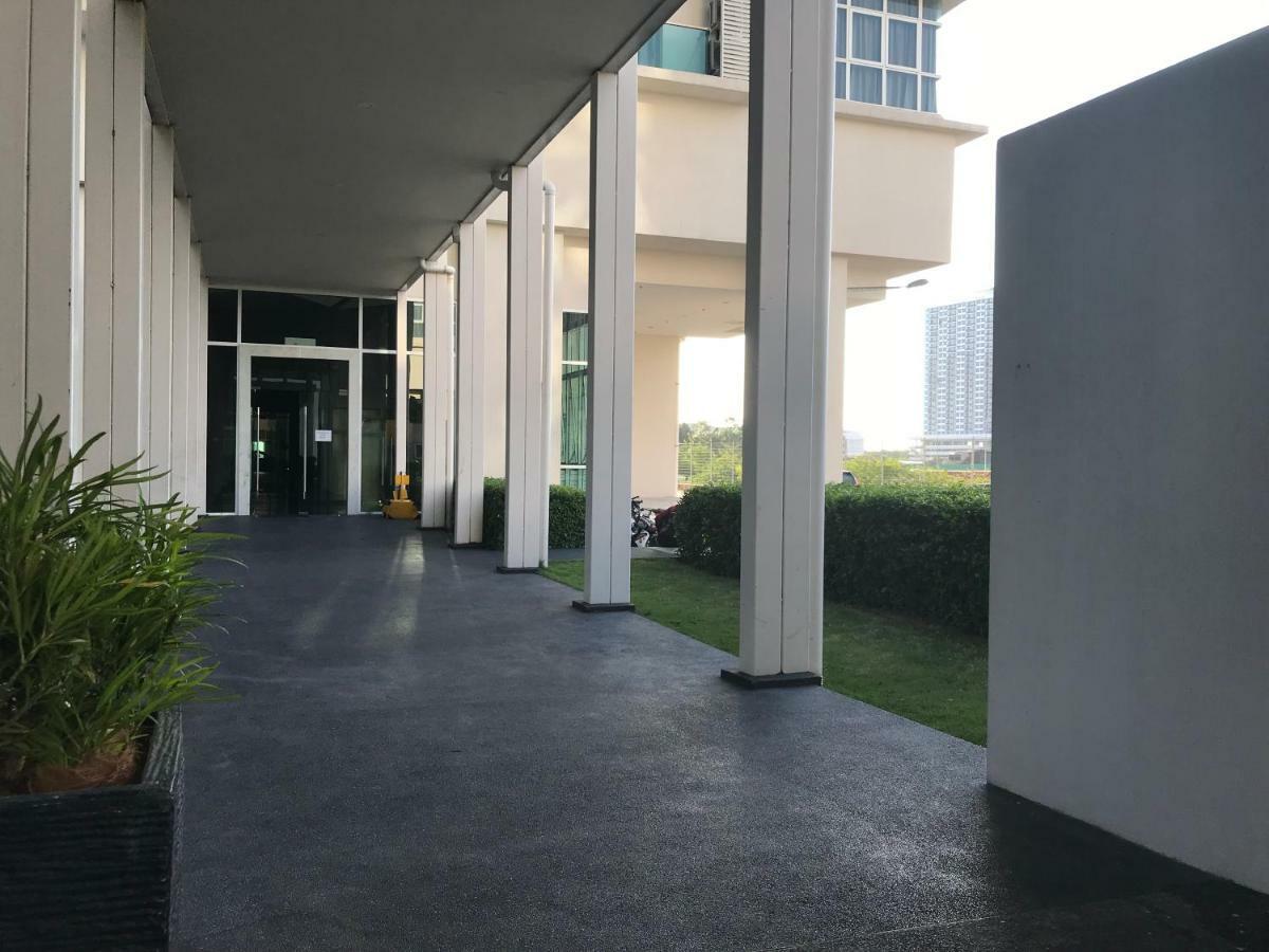 Fabulous Mutiara Ville Cyberjaya Exteriör bild